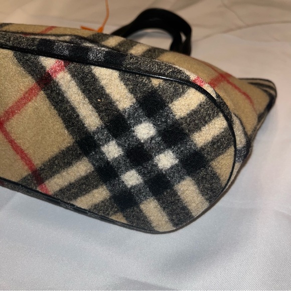 Burberrys Blue Label Wool Nova Check Tote VINTAGE Burberry Leather Trim - Picture 15 of 16